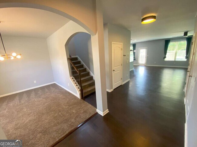 Building Photo - 5224 Cantbury Way