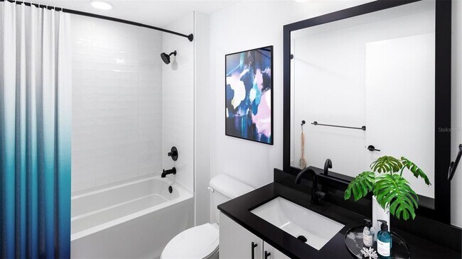 Building Photo - 225 1st Ave N