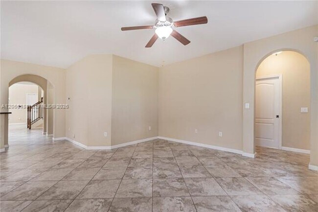 Building Photo - 27621 SW 139th Pl
