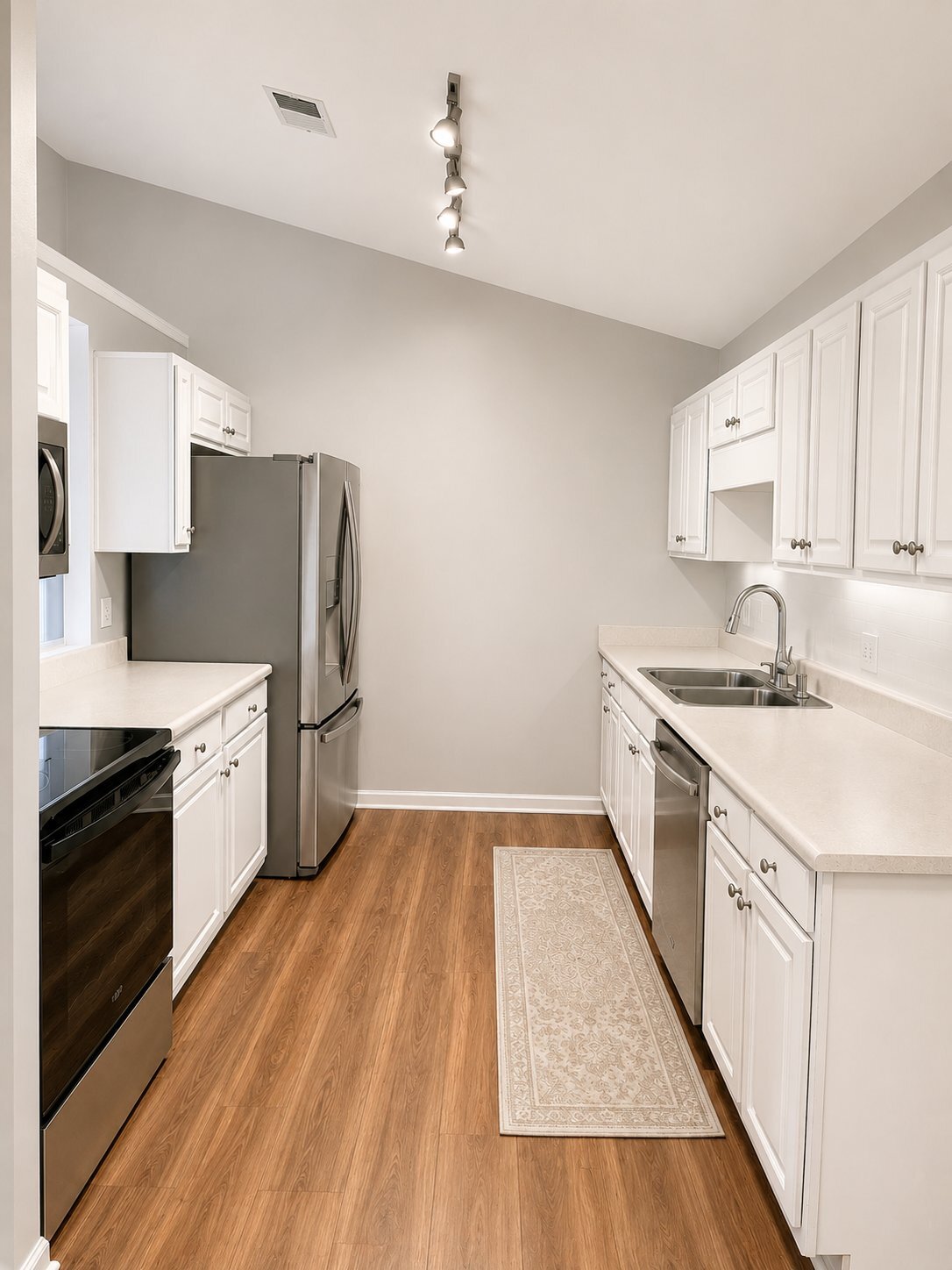 Building Photo - 406 Pelham Square Way