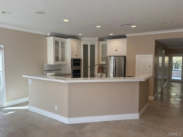 Building Photo - 107 E Avenida San Antonio