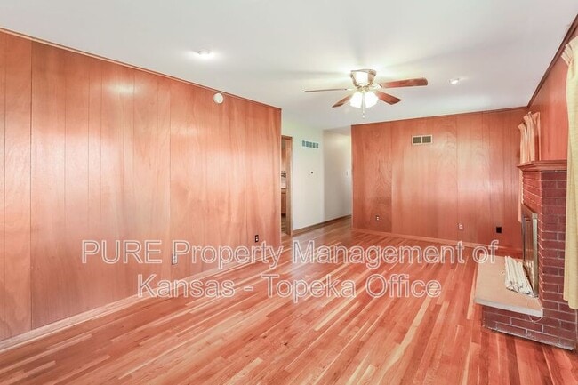 Building Photo - 3445 SE 45th St