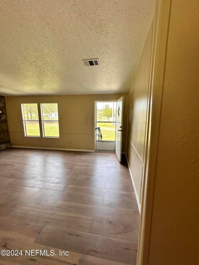 Building Photo - 1751 Freedom Dr