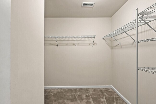 Building Photo - 8147 Feldwig Pl