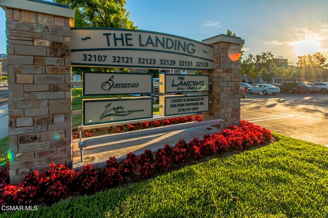 Building Photo - 2612 Yellowwood Dr