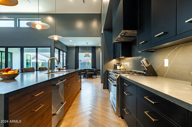 Building Photo - 13696 N 88th Pl