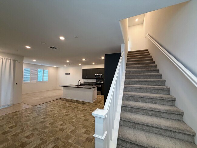 Building Photo - 15119 Horizon St