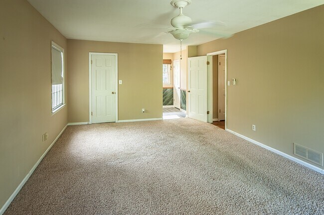 Building Photo - 4682 Sharon Valley Ct