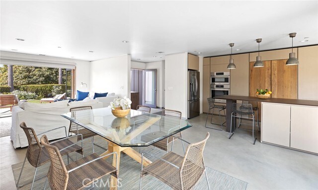 Building Photo - 30872 Marilyn Dr