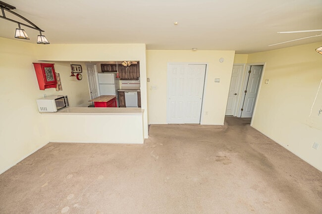 Building Photo - 118 Amberly Dr