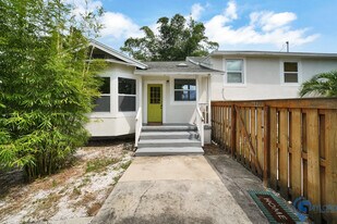 Building Photo - 1412 7th Ave N