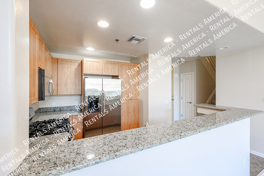 Building Photo - 16 W Encanto Blvd