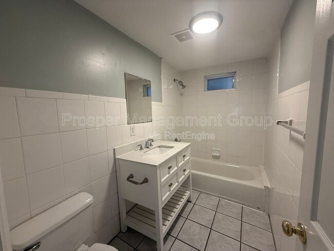 Building Photo - 4 Woodall Court