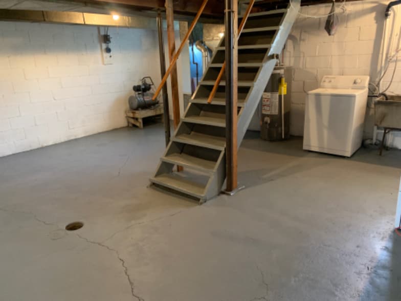 Building Photo - 5 Helen St