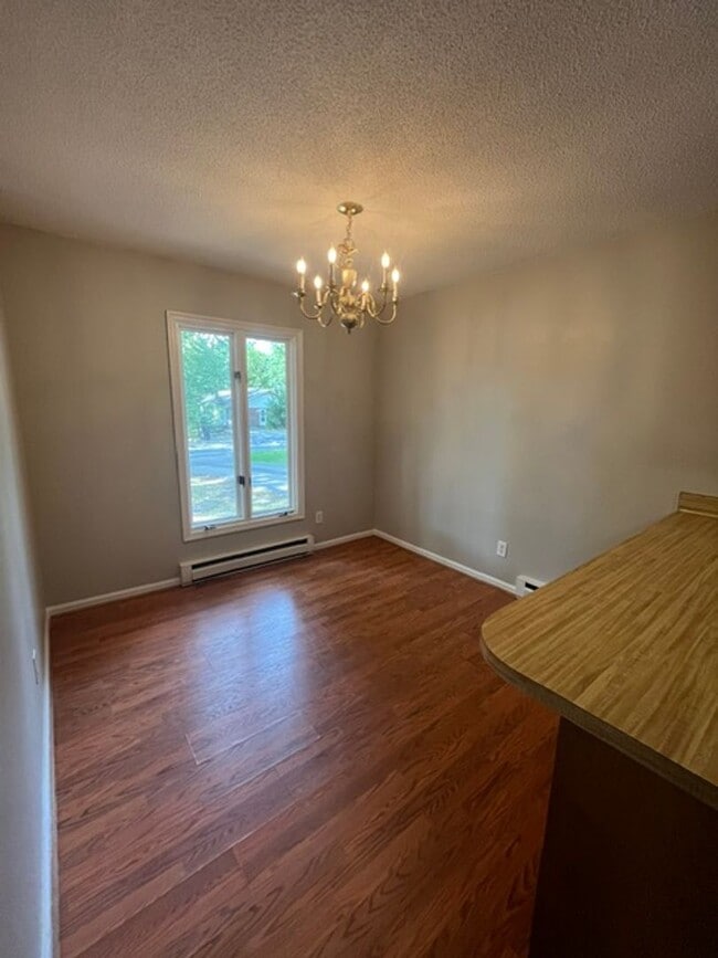 Building Photo - 4804 Yorkwood Dr