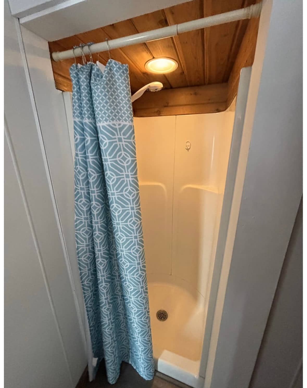 Shower - 853 E Front St