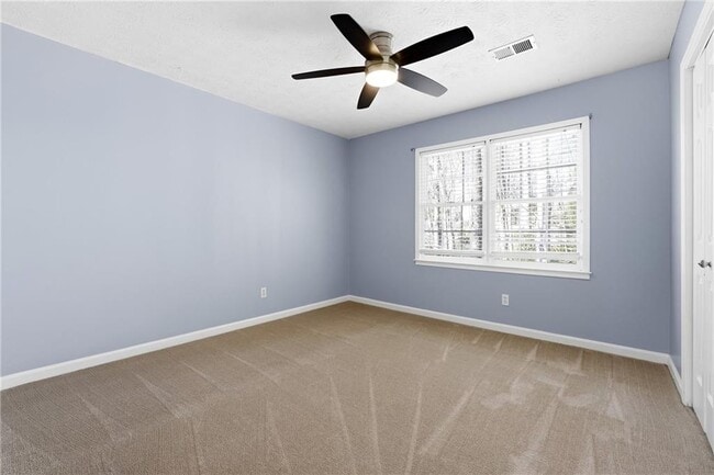 Building Photo - 2207 Heritage Trace Dr