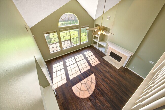 Building Photo - 1807 Garden Terrace Dr