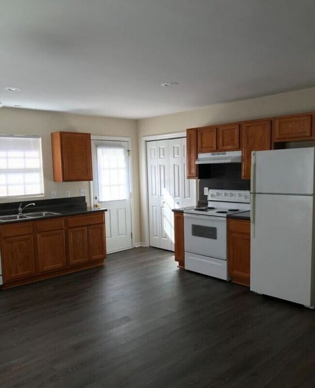 Building Photo - Charming 3BR 2 BA Cottage-Style Home in North Durham