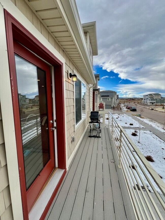 Building Photo - Gorgeous modern carriage style home available in Banning Lewis Ranch!