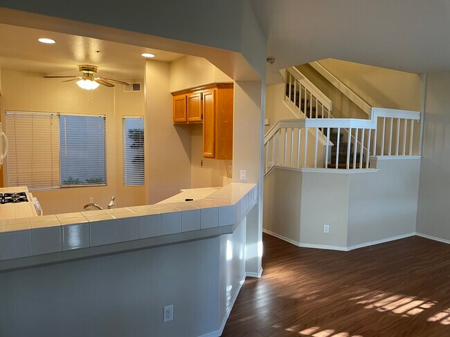 Building Photo - 95 Camino del Oro