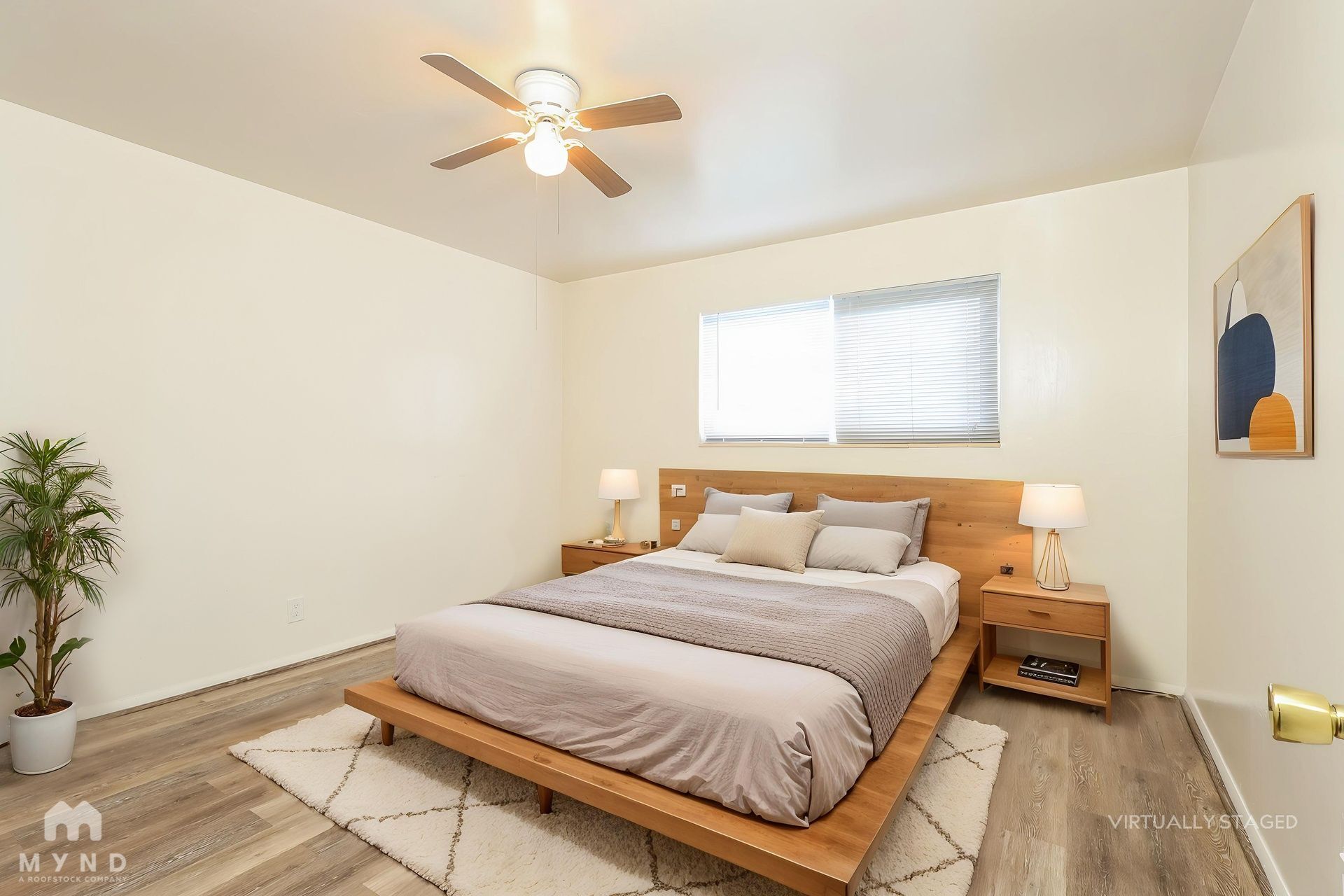 Building Photo - 230 Burns St