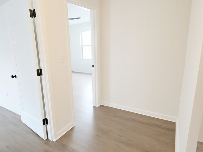 Building Photo - 2600 John Bourg Dr