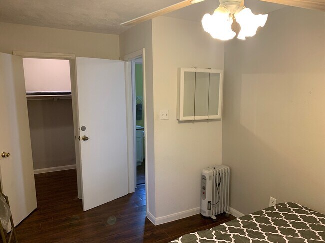 Building Photo - 2311 Chelsea Knoll Ln