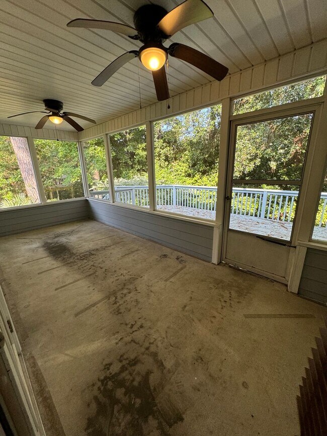 Building Photo - Home For Rent In The Groves Of Summerbrooke