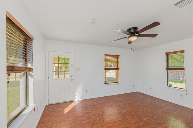 Building Photo - 13406 Effingham St