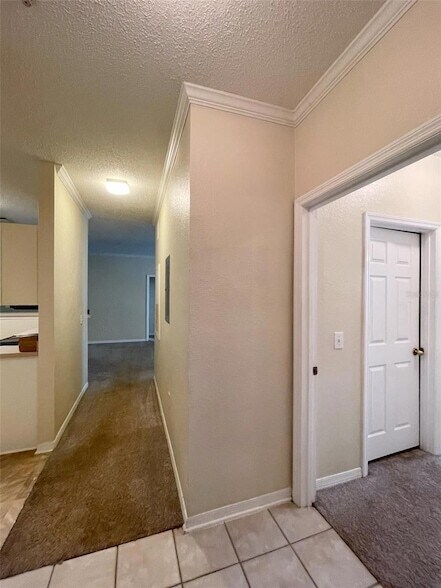 Building Photo - 18001 Richmond Pl Dr