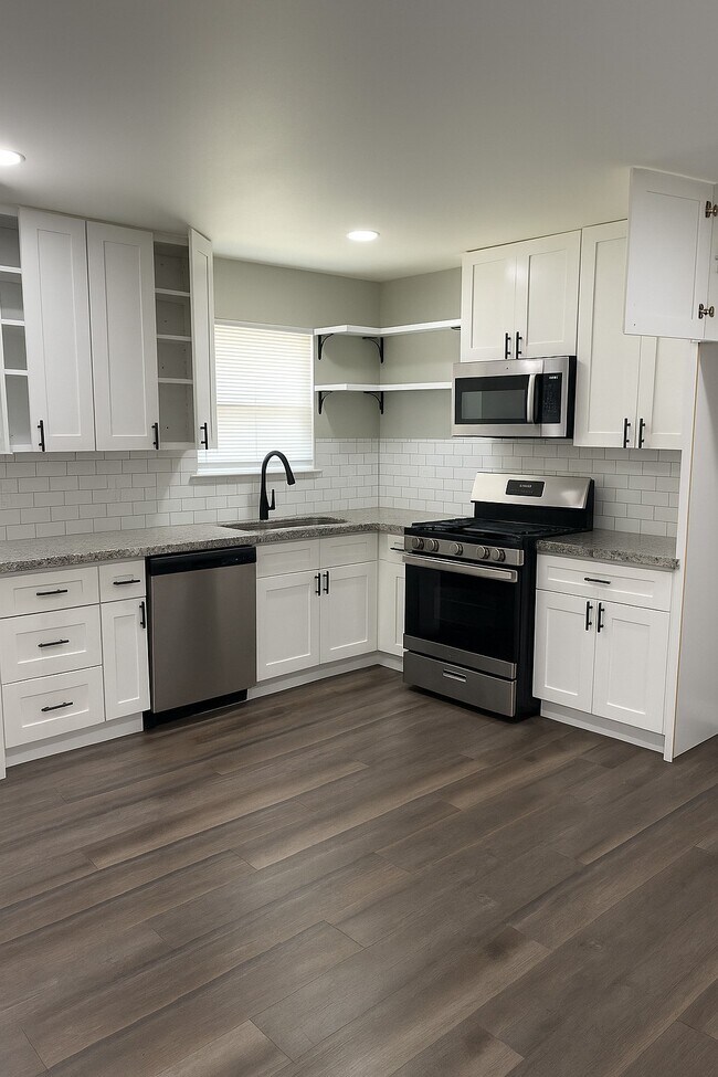 Building Photo - 7317 Briefway St