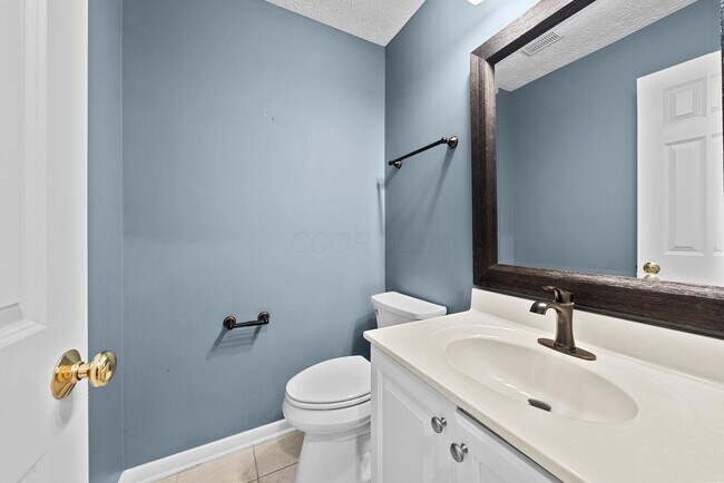 Building Photo - 397 Abbotsbury Dr