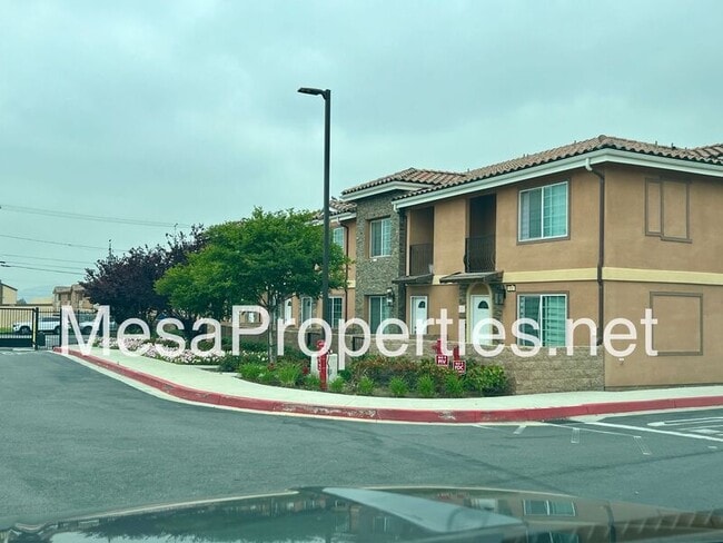 Building Photo - 16408 Valencia Ave