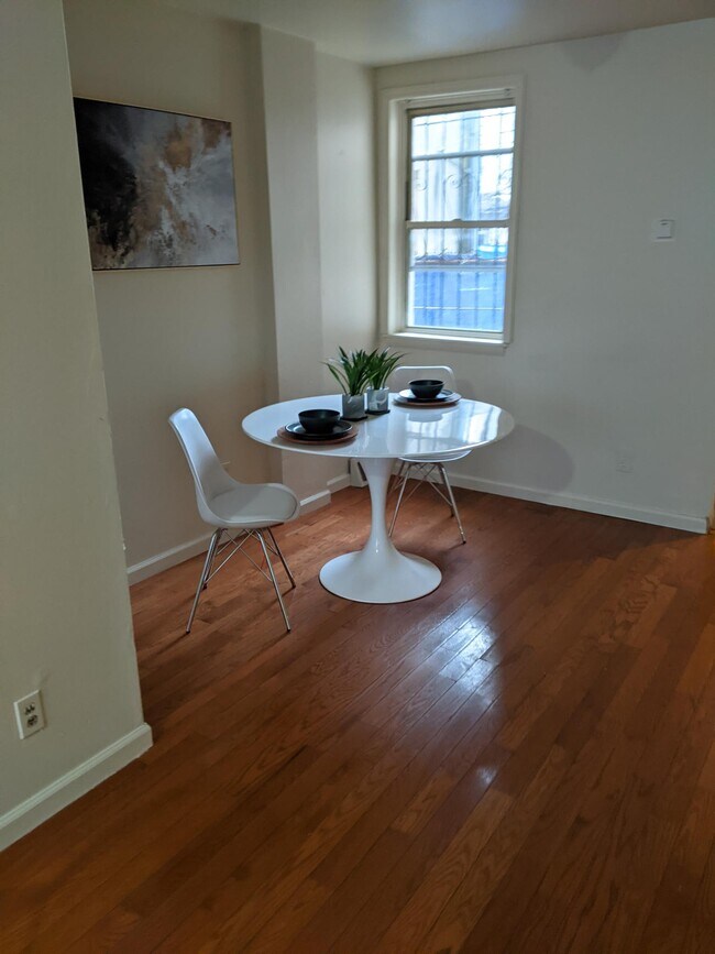 Building Photo - 1824 N Taney St