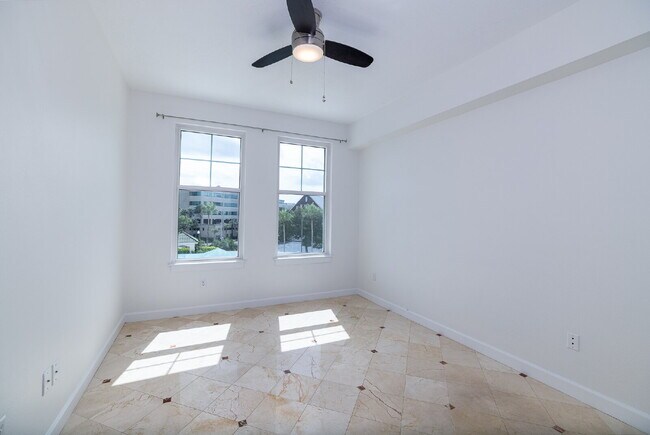 Building Photo - 345 Bayshore Blvd
