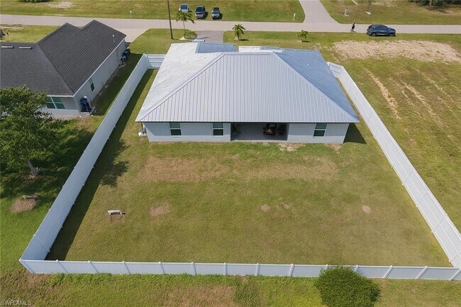 Building Photo - 4341 NW 34th Pl