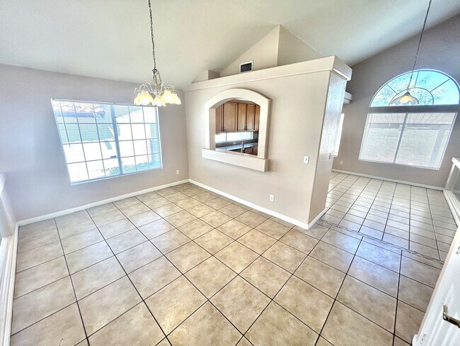 Building Photo - 2514 Quail Canyon Ave