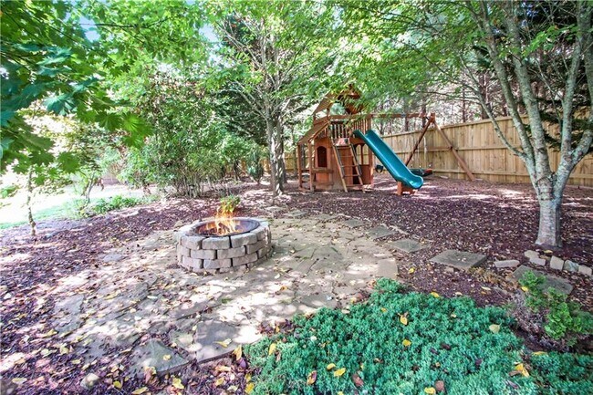 Building Photo - 1307 Clarecastle Ln
