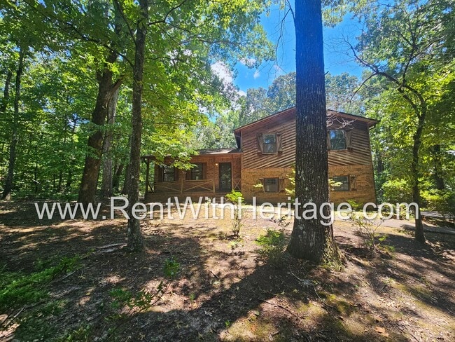 Building Photo - WOW! GORGEOUS HOME / PARTIAL FINISHED BASEMENT / RESORT STYLE POOL/ ALEXANDER HIGH SCHOOL