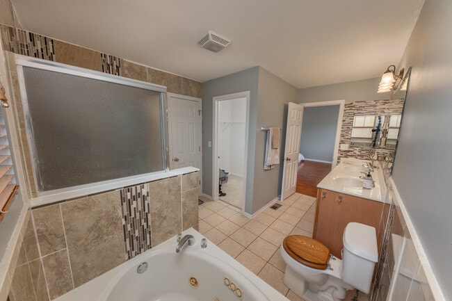 Building Photo - 2192 Fescue Dr