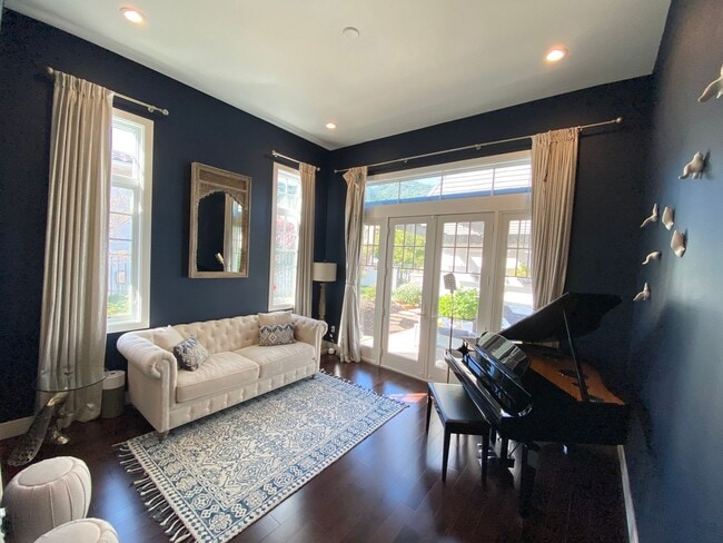 Building Photo - Wilder, Orinda!!!  4 Bed, 4.5 Bath, apx 3,380 Sq Ft.