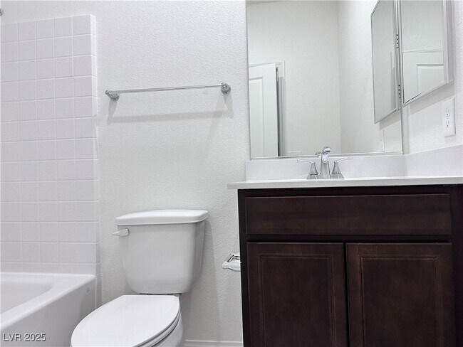 Building Photo - 3634 Cameri Ave