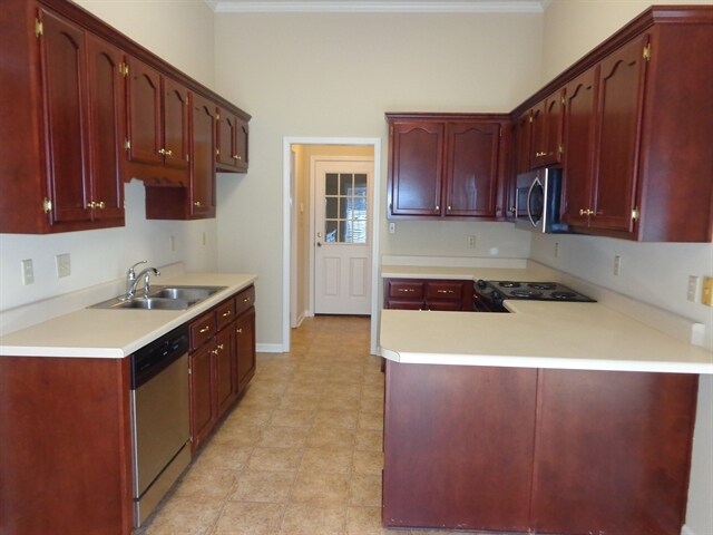 Building Photo - 5026 Springtree Dr
