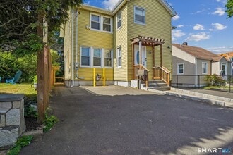 Building Photo - 10 Wells Ave