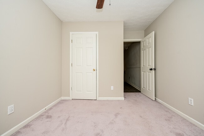 Building Photo - 1540 Labonte Pkwy