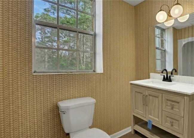 Building Photo - 600 Rounsaville Rd