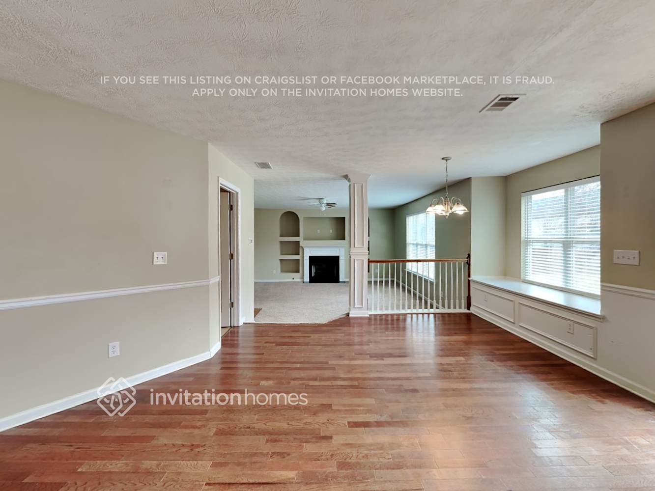 Building Photo - 2253 Park Manor SW