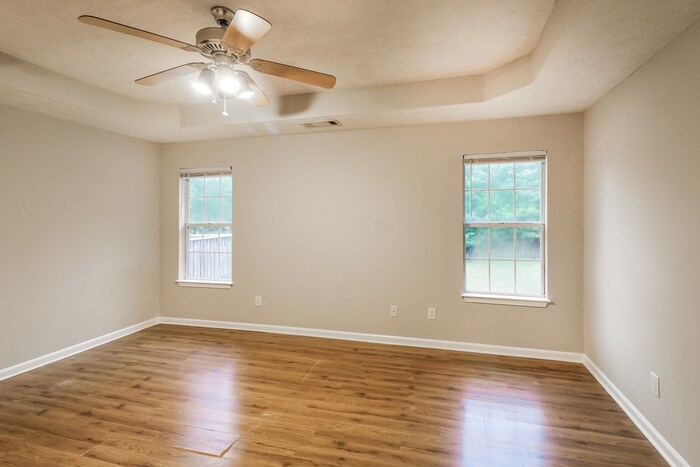 Building Photo - 100 Rainwater Ct