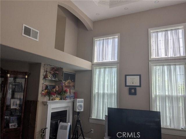 Building Photo - 820 N Justin Pl